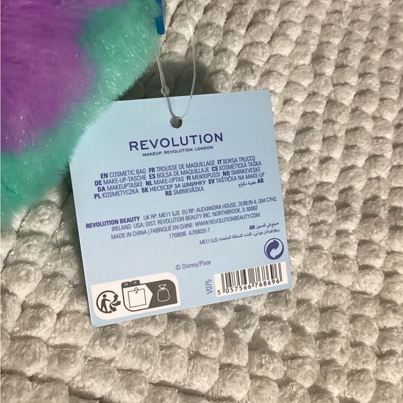 Revolution Disney Pixar Monsters University Makeup Set Bag Lips Powders & More - Picture 7 of 14